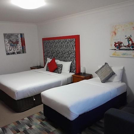 Avaleen Lodge Motor Inn Nowra Exterior foto