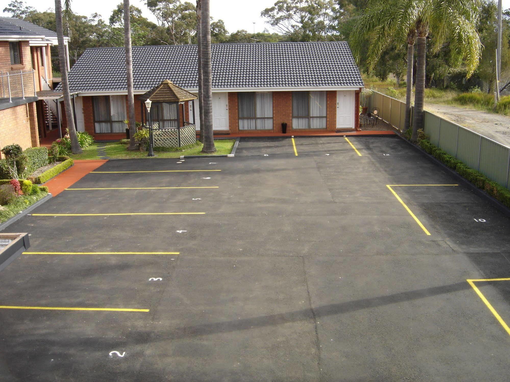 Avaleen Lodge Motor Inn Nowra Exterior foto