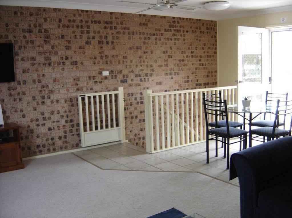 Avaleen Lodge Motor Inn Nowra Exterior foto